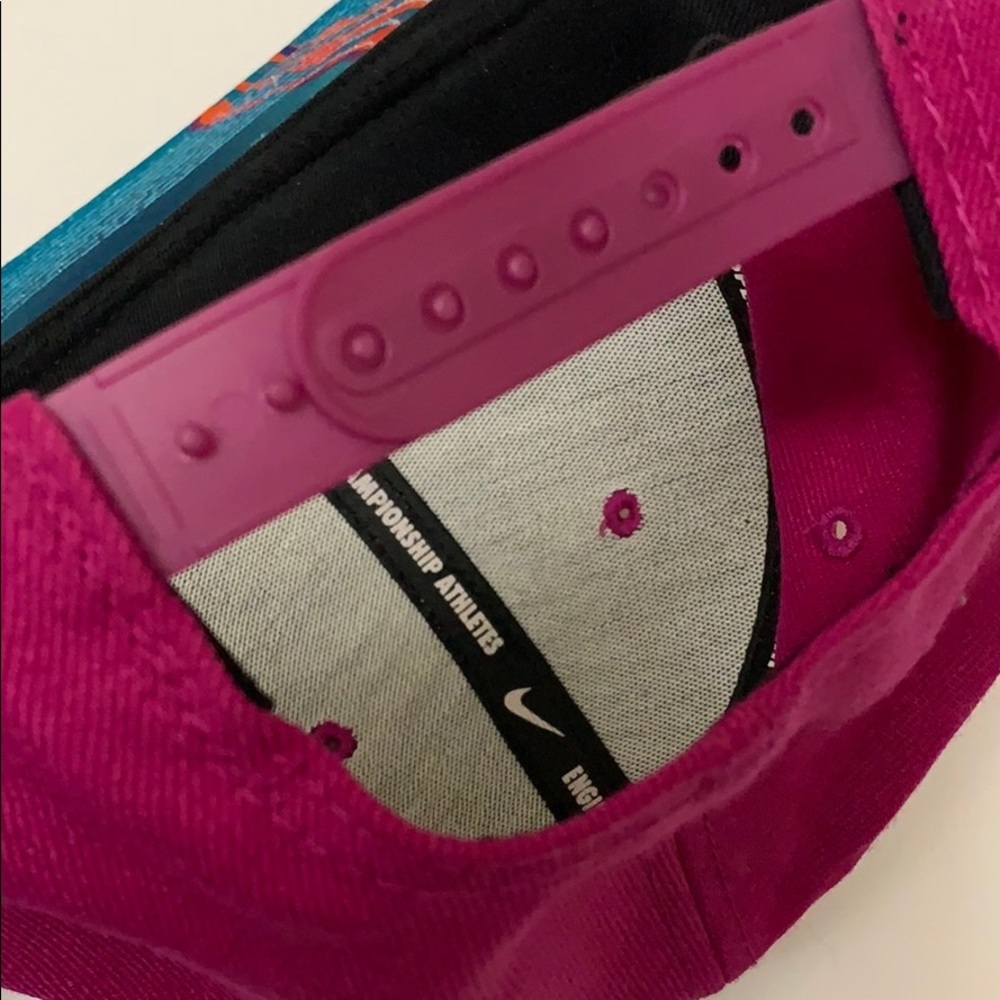 Nike• Nike Air Snap Back Hat - Picture 4 of 6